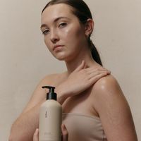 Lelive. Clean Slate | Cleanse + Renew Body Wash